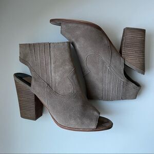 Dolce Vita Open Toed WedgesSize 10